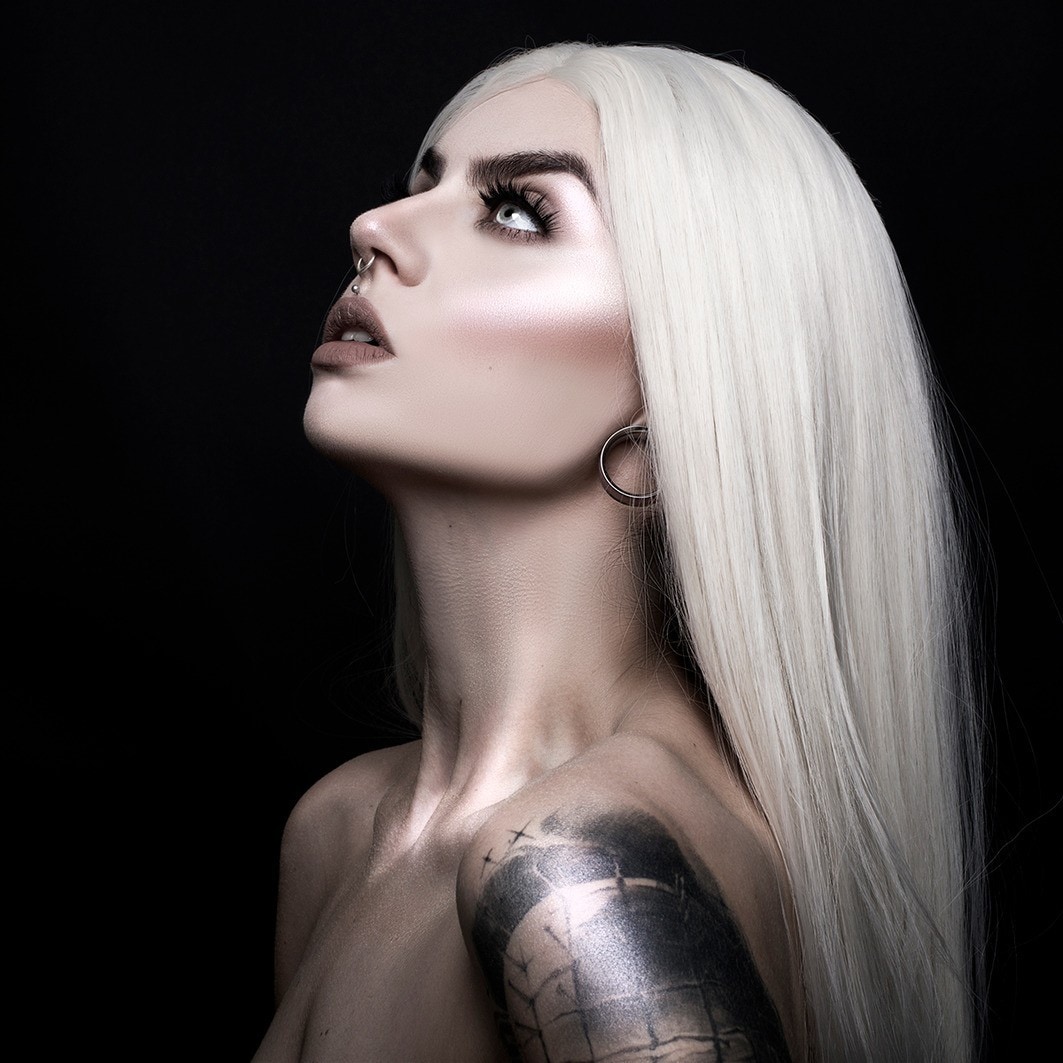 Iluminator presat Lethal Cosmetics MAGNETIC™