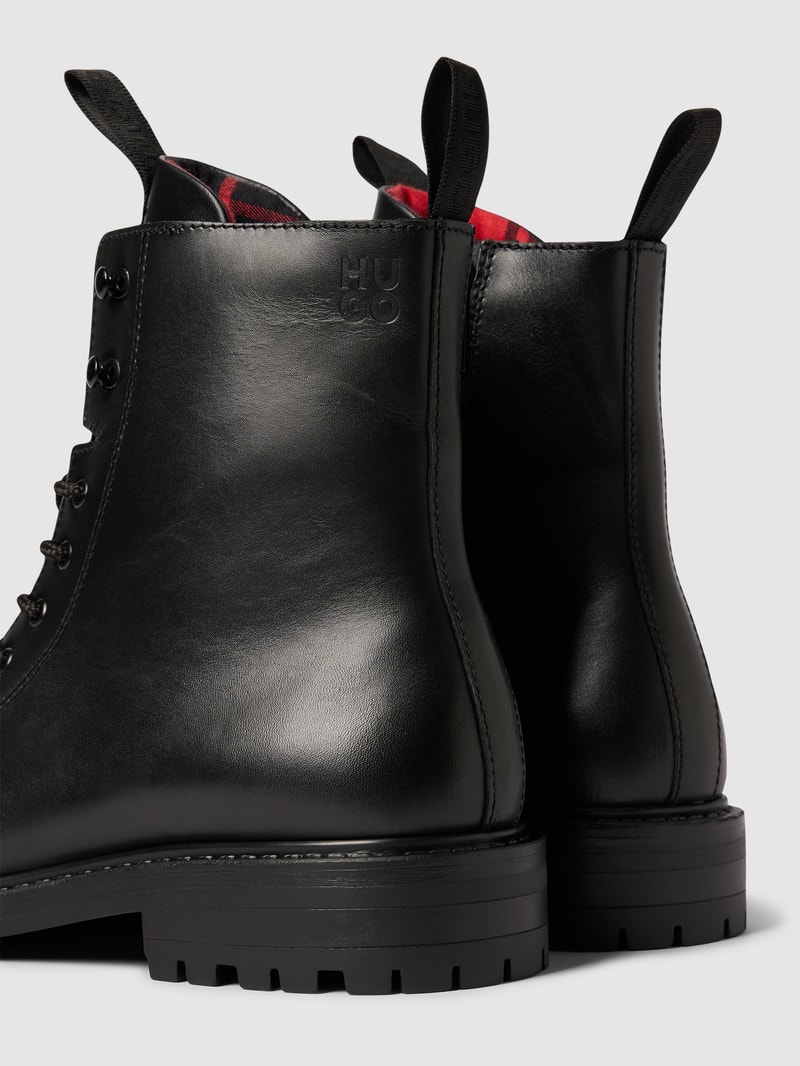 Boots aus Leder in schwarz
