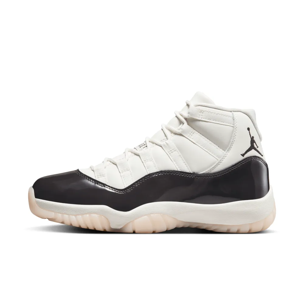 NIKE JORDAN 11 Retro WMNS Neapolitan AR0715-101 / weiss