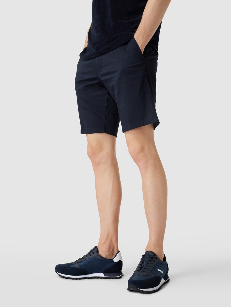 Sneaker mit Kontraststreifen in marineblau