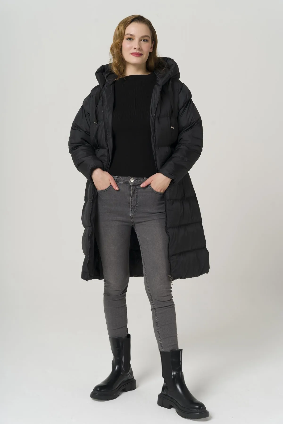 Olcay  Puffermantel aus Grosgrain mit Kapuze, Schwarz, 6404
