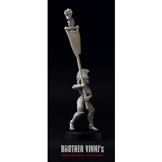 Greek Amazon Standard-bearer (28 mm)