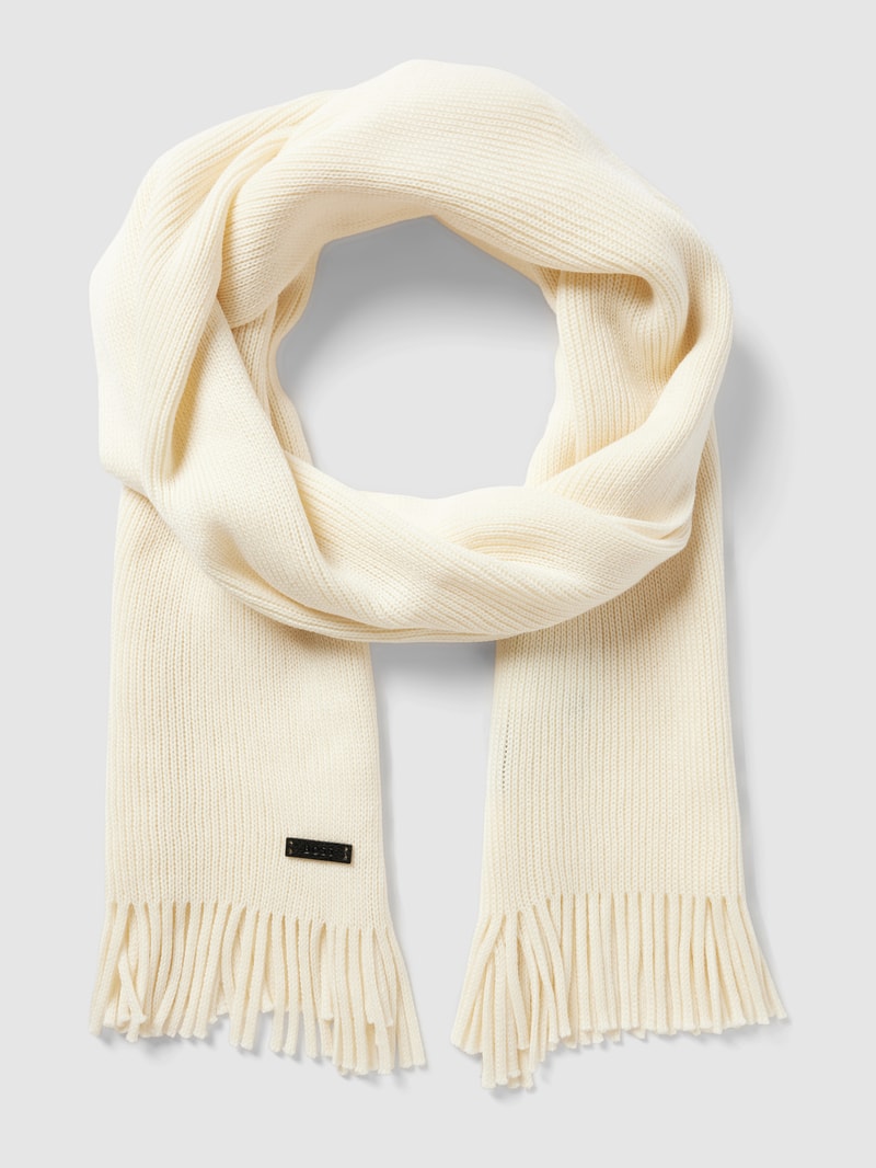 Strickschal mit Fransen Modell 'Albas' in offwhite