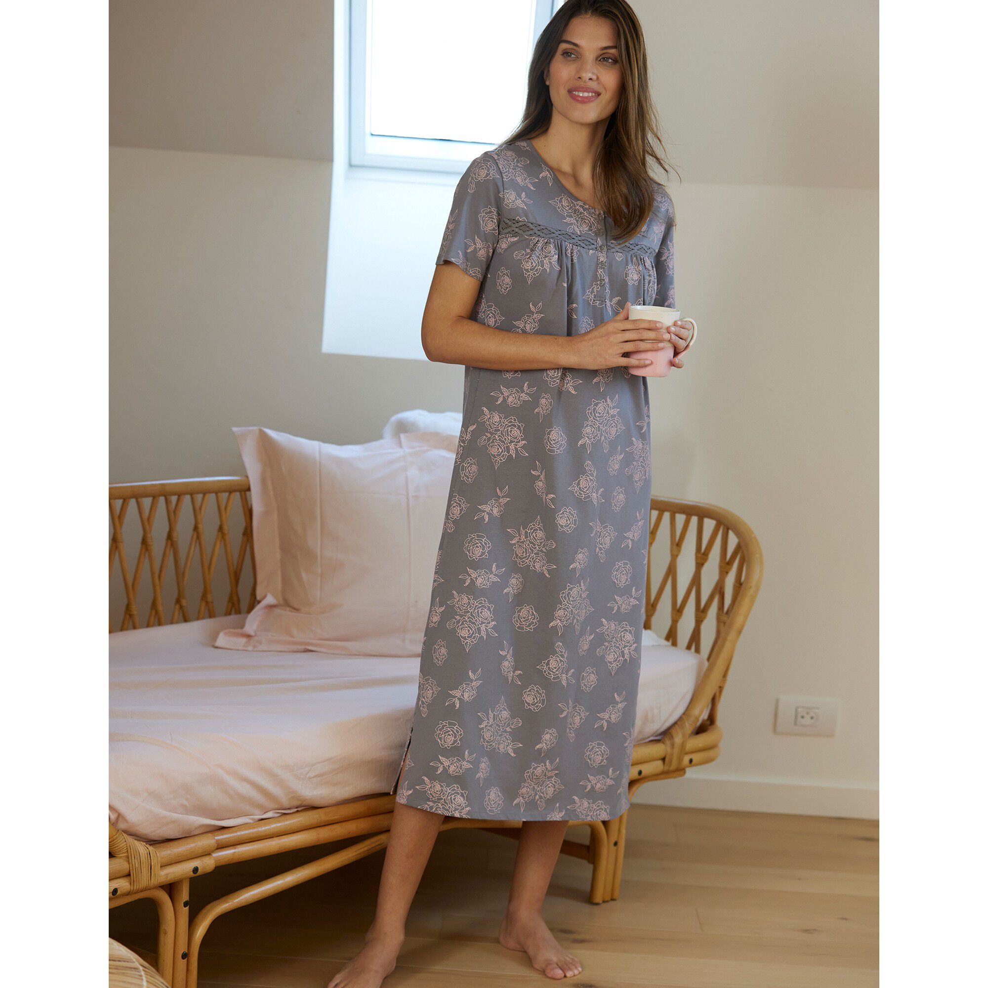 Chemise de nuit longue manches courtes imprimée 