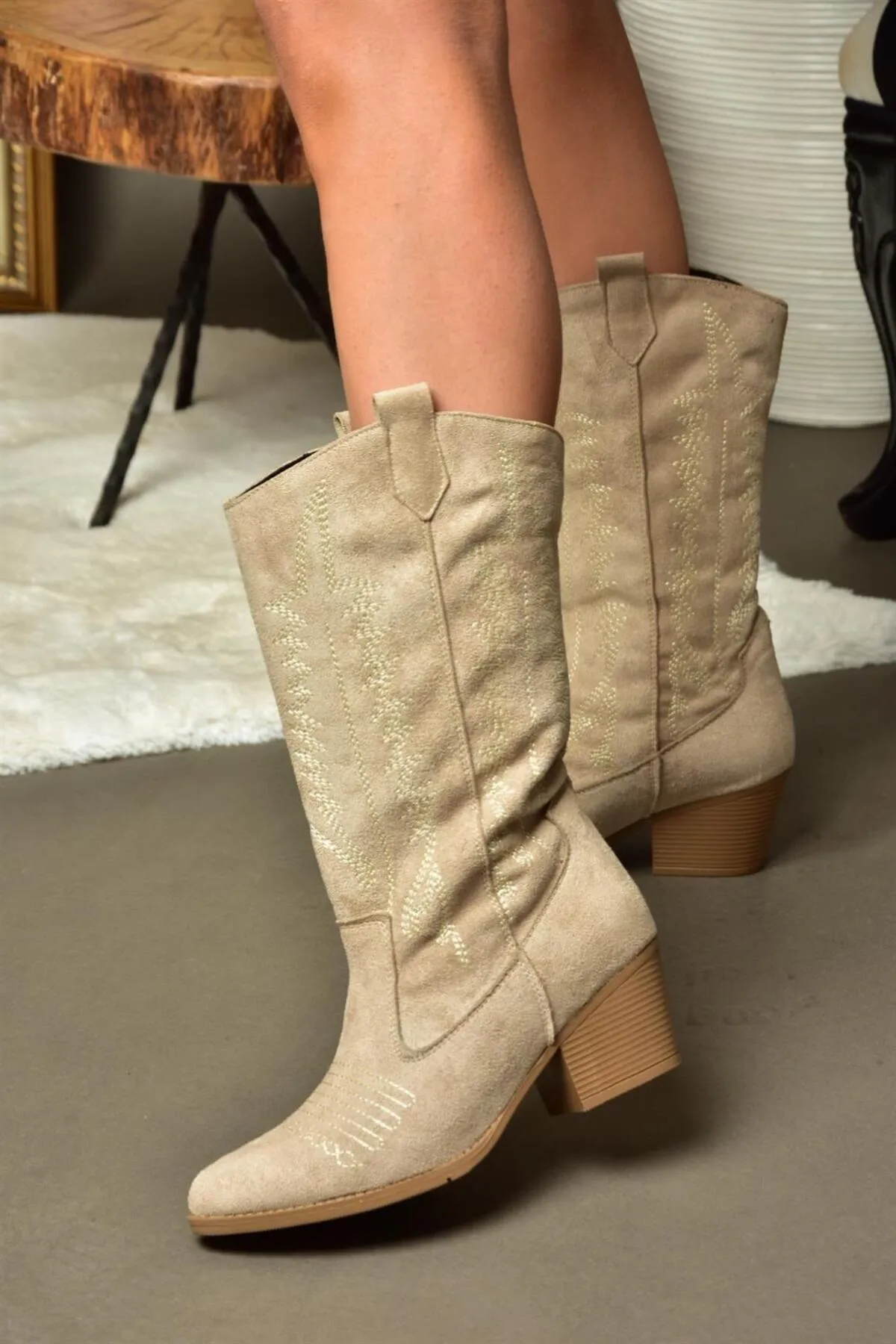 Fox Shoes  R973934002 Beige Wildleder-Cowboy-Damenstiefel