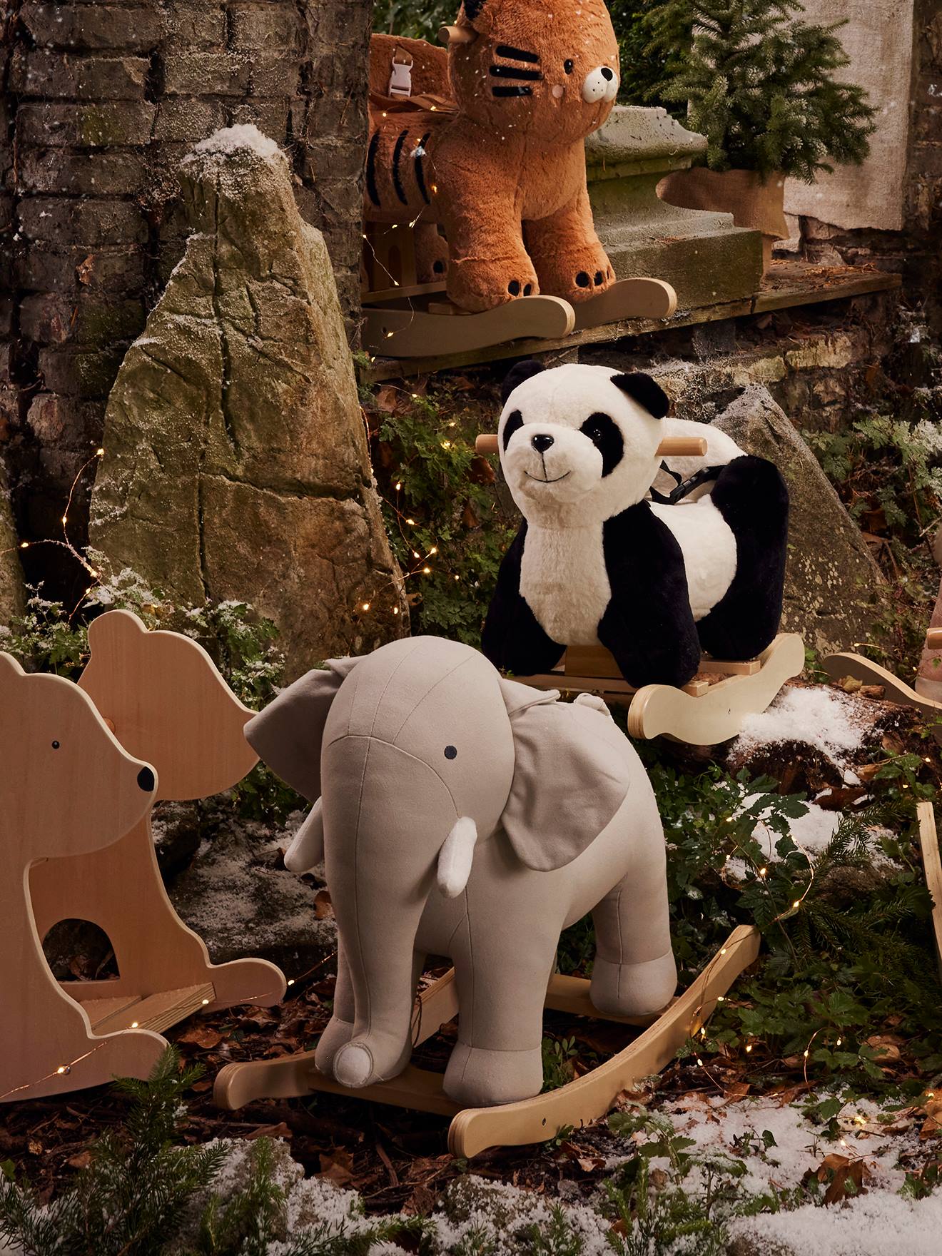 Eléphant à bascule en bois FSC® multicolore
