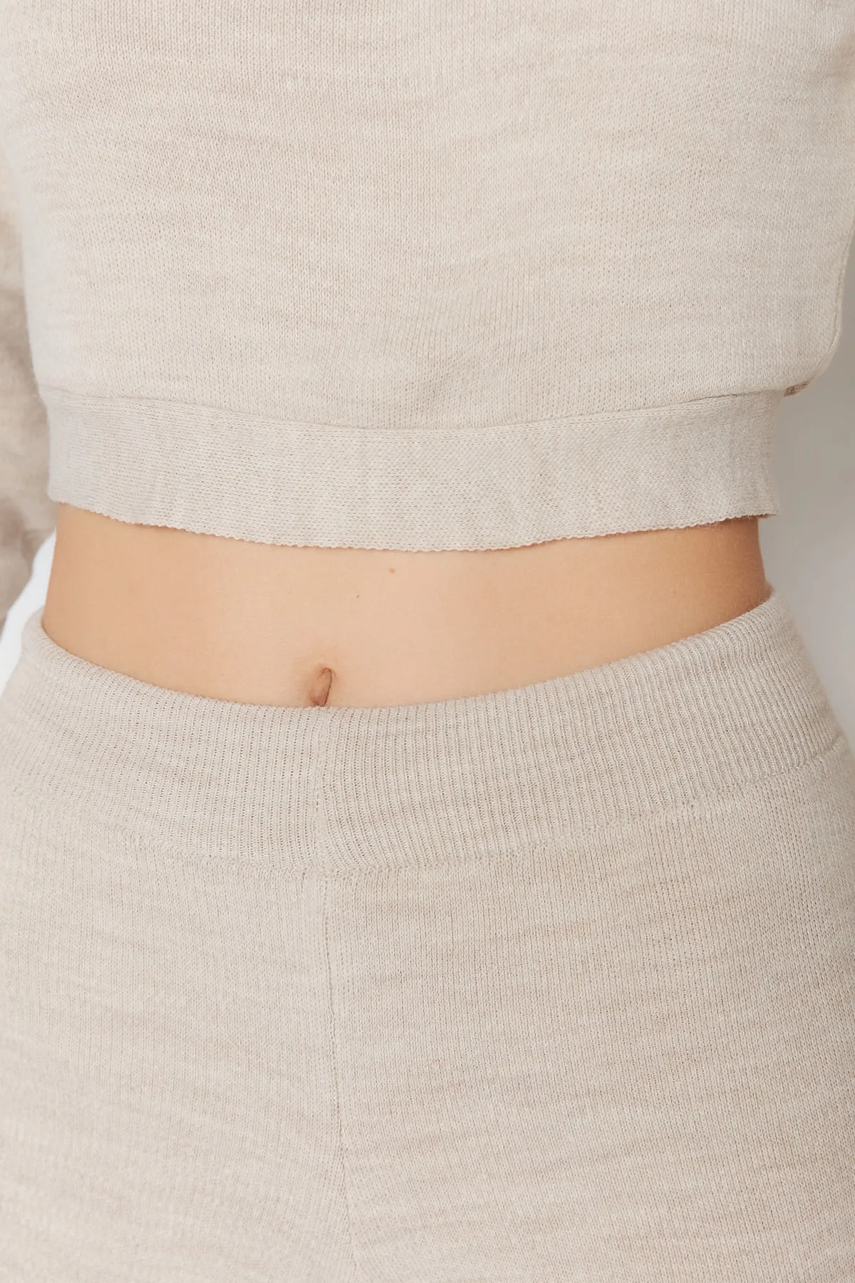 Trendyol Collection  Beige Basic Rollkragen-Strick-Top-Top-Set TWOAW21AU0093