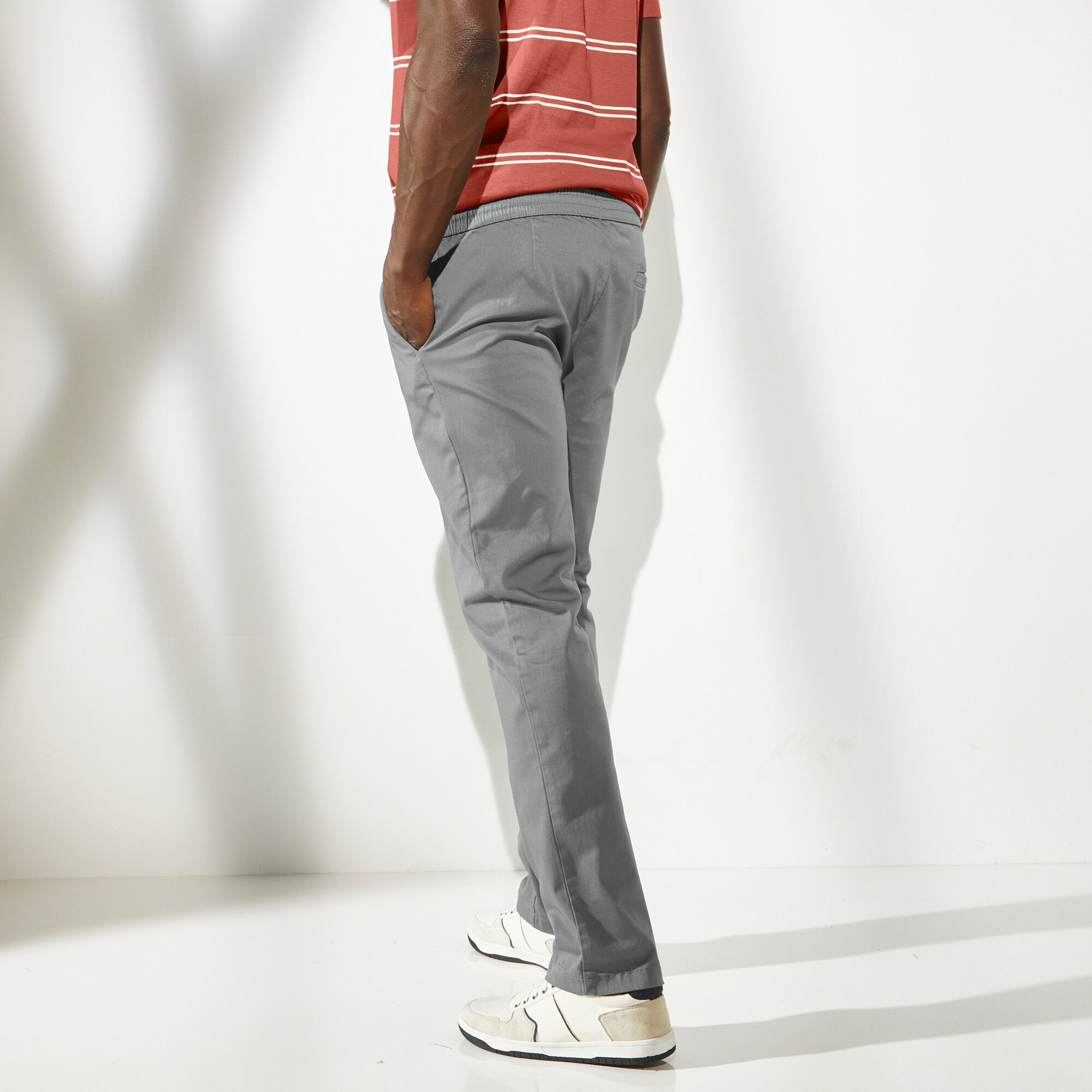 Pantalon en twill stretch taille élastiquée