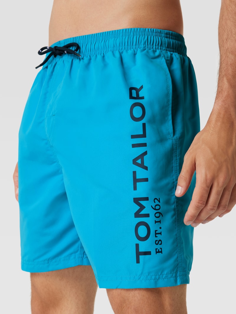 Badehose mit Label-Print in türkis