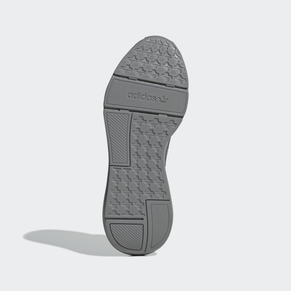 adidas Swift Run 22 GZ3502 / grau