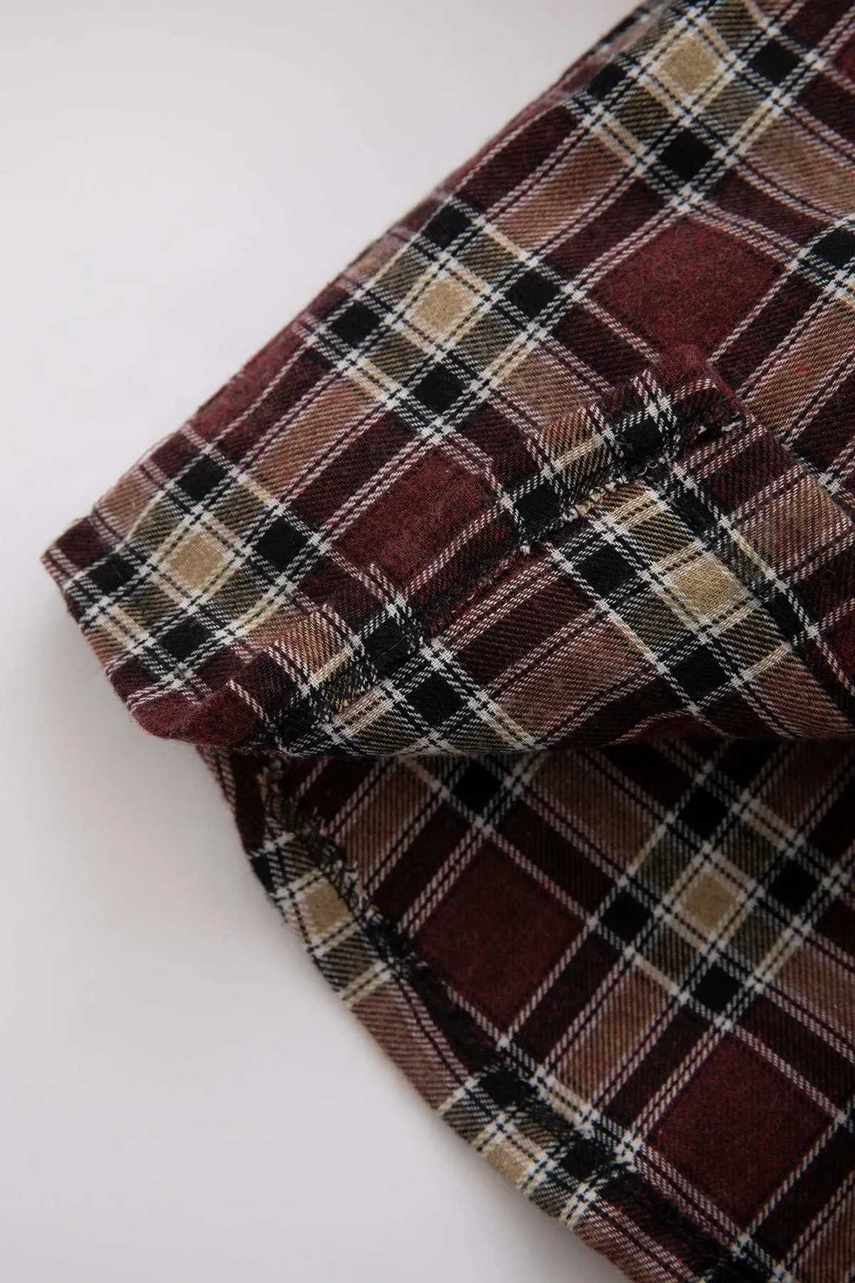 DeFacto  Zweiteiliges Flanell-Set mit kariertem Langarmshirt und Kapuze für Babys (Jungen).