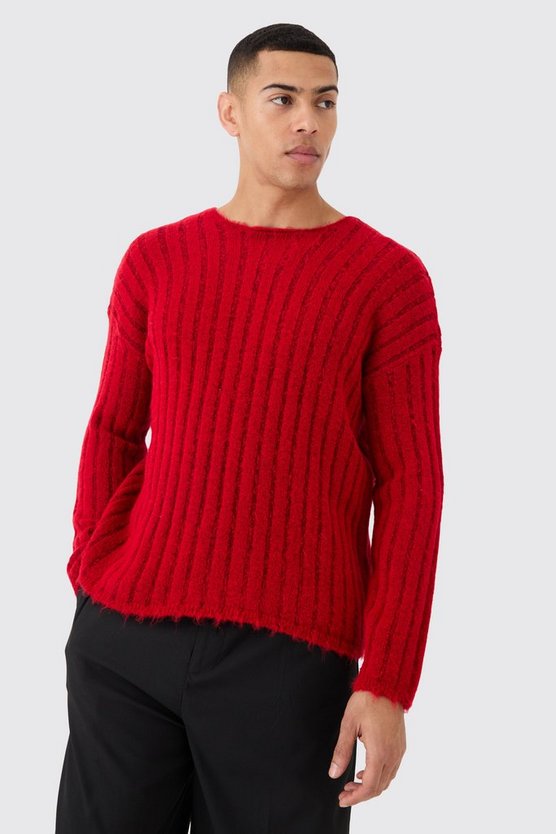 Kastiger Pullover mit Detail