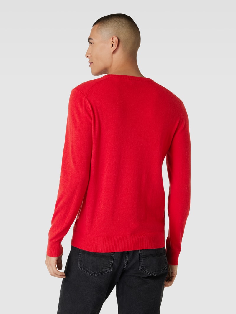 Strickpullover aus Lammwoll-Mix mit V-Ausschnitt in rot