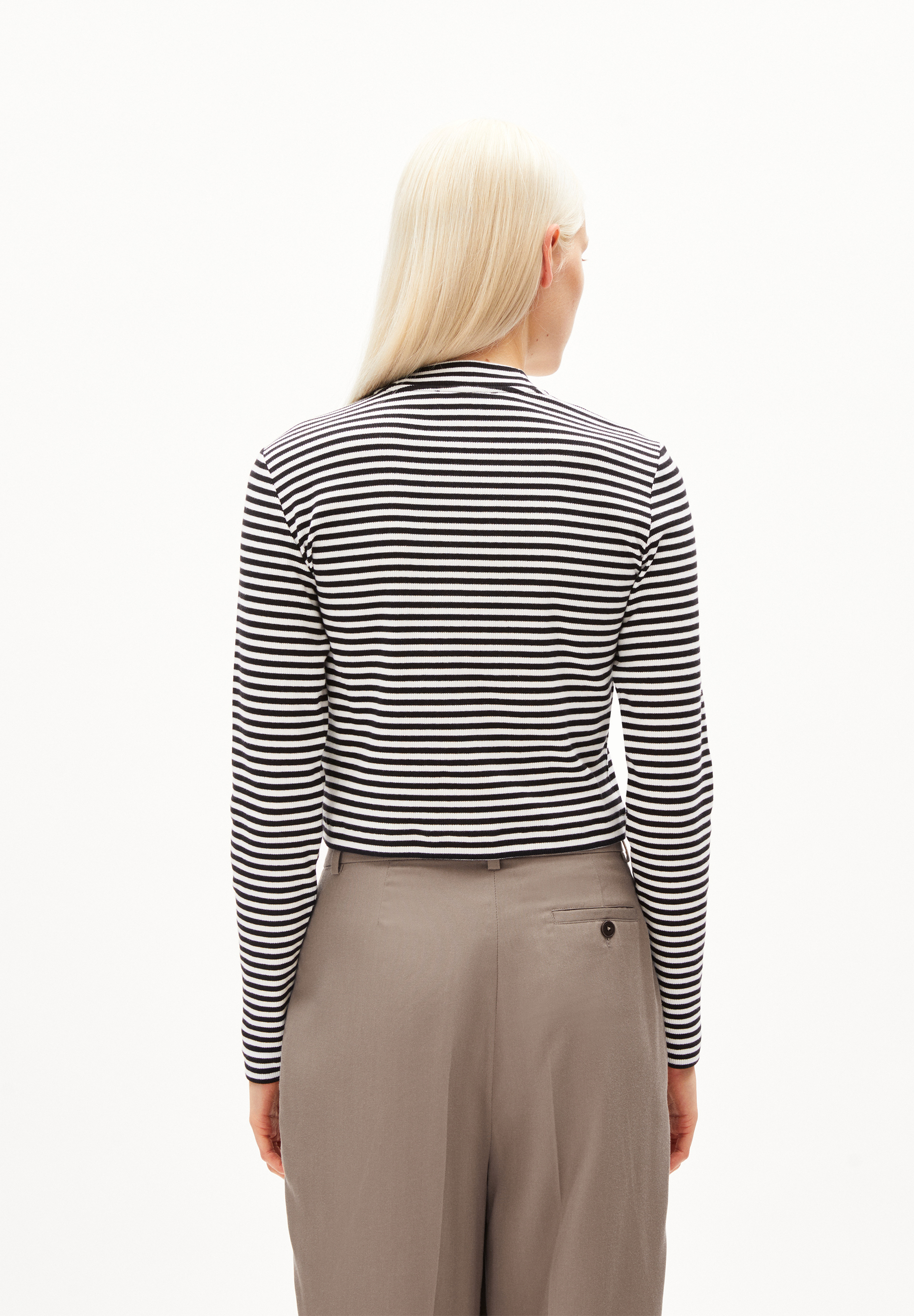 Ripp Longsleeve Slim Fit aus Bio-Baumwoll Mix