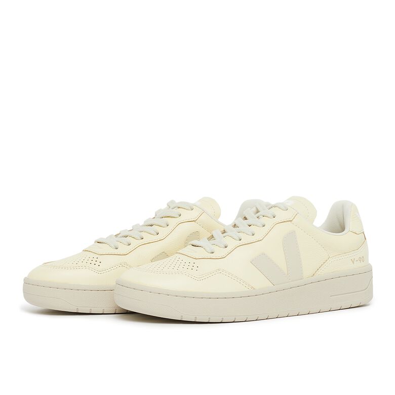 Veja Wmns V-90 cashew pierre