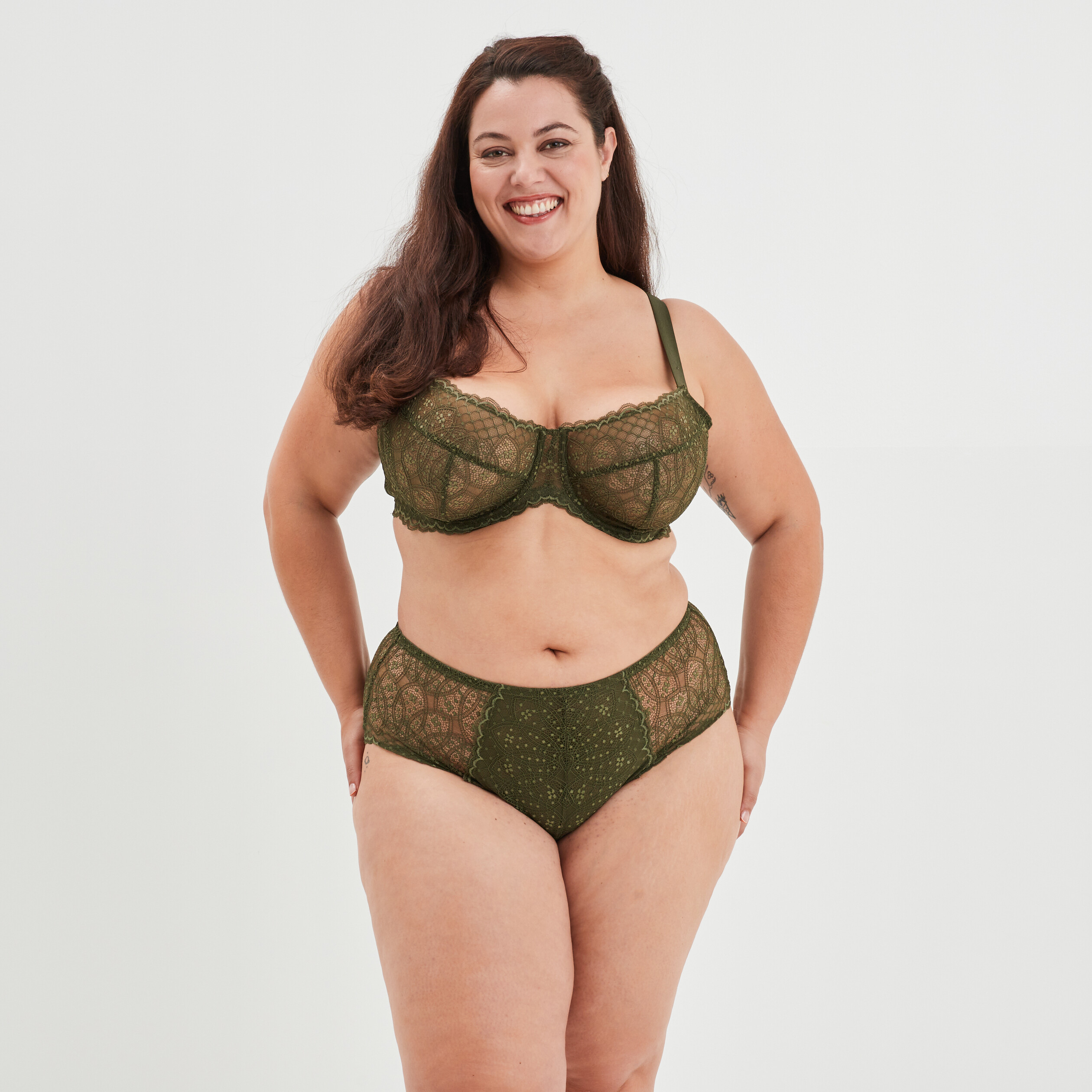Soutien-gorge emboîtant en dentelle vert kaki femme grande taille | La Halle