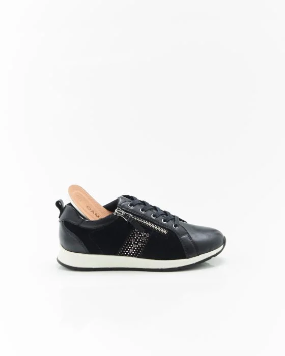 Baskets avec jeu de strass et clous Amortyl