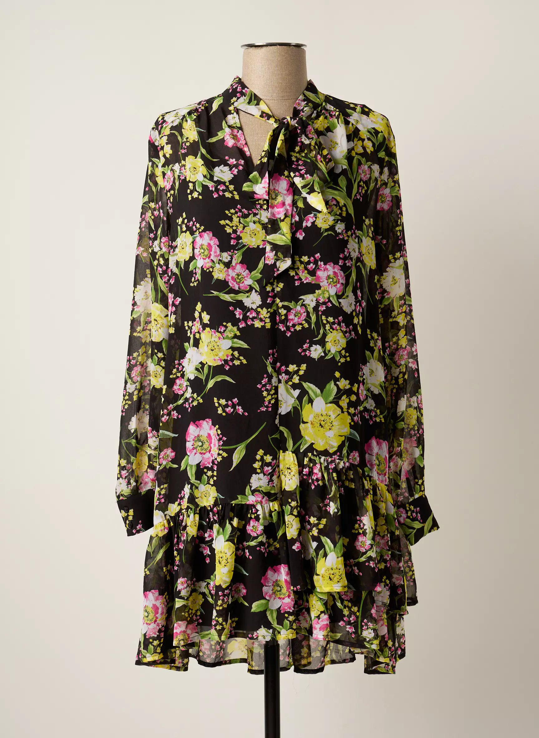 Guess Robes Courtes Femme couleur noir