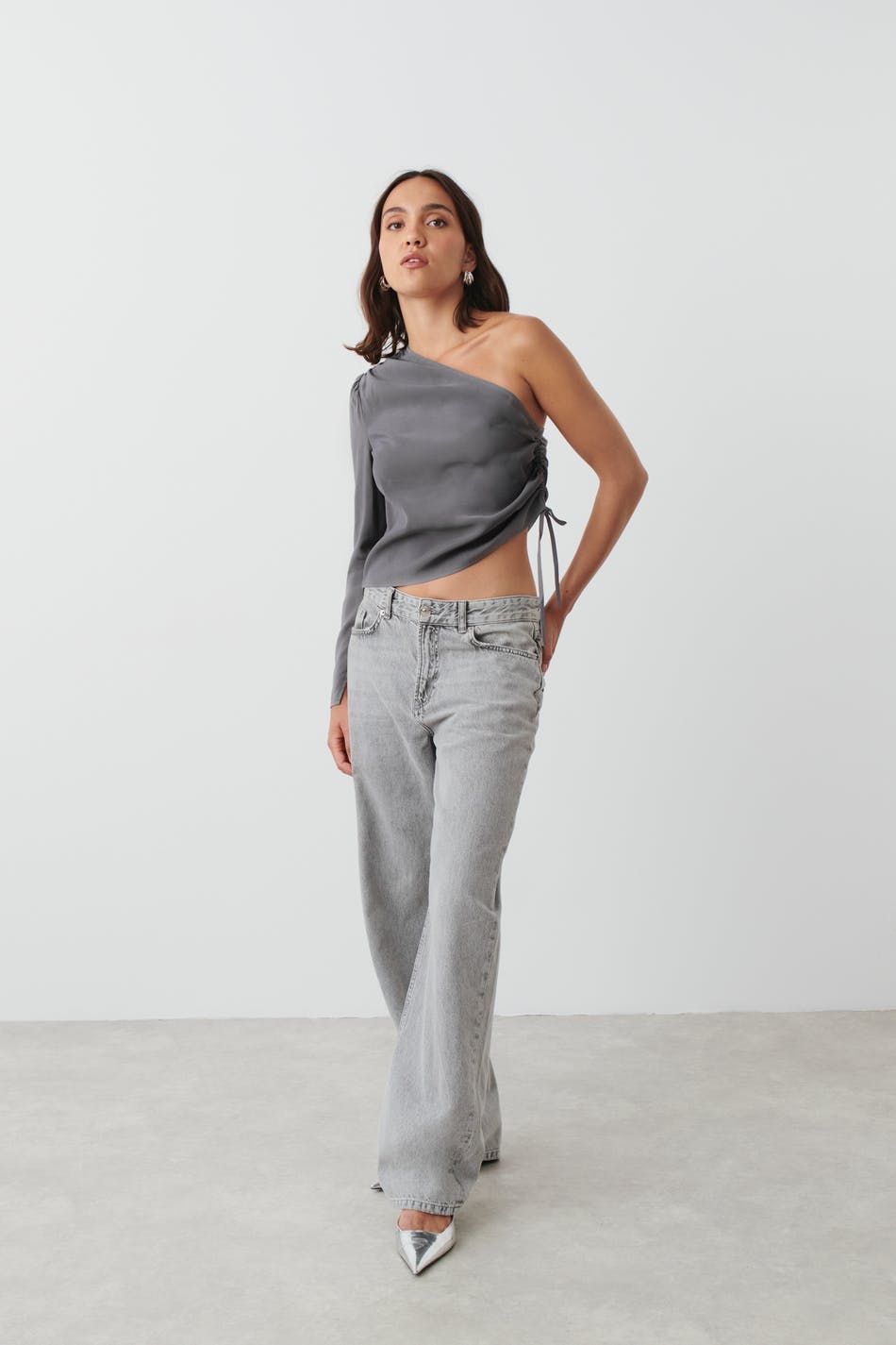 Off shoulder top
