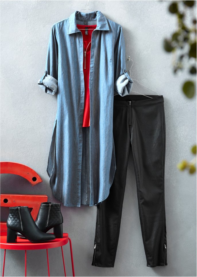 Longbluse mit seitlichen Schlitzen