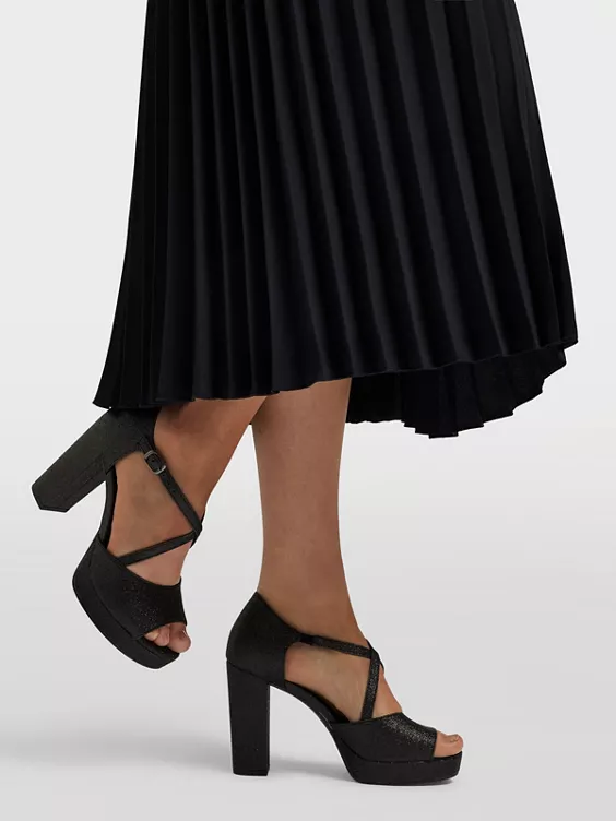 Catwalk T-Spangenpumps