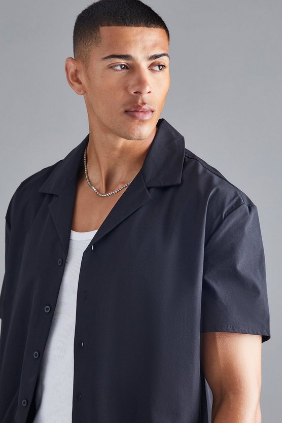 Oversize Stretch-Hemd mit kurzen Ärmeln