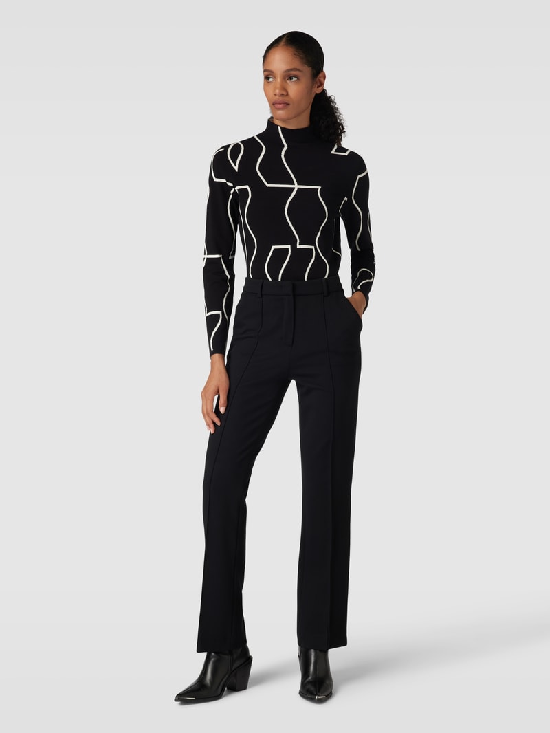 Pullover mit Turtleneck in schwarz