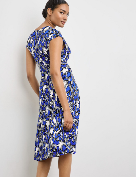 Shirtkleid mit Knoten-Effekt