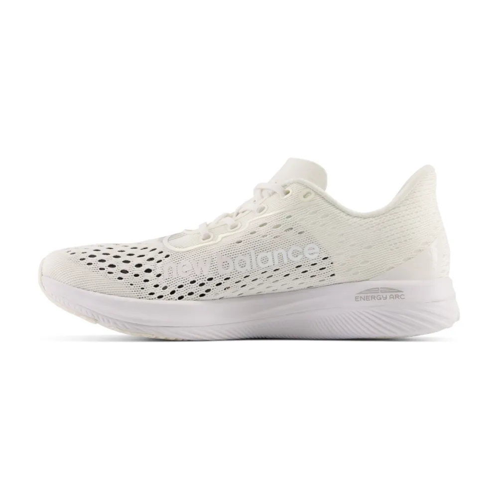 New Balance FuelCell SuperComp Pacer WFCRRCW / weiss