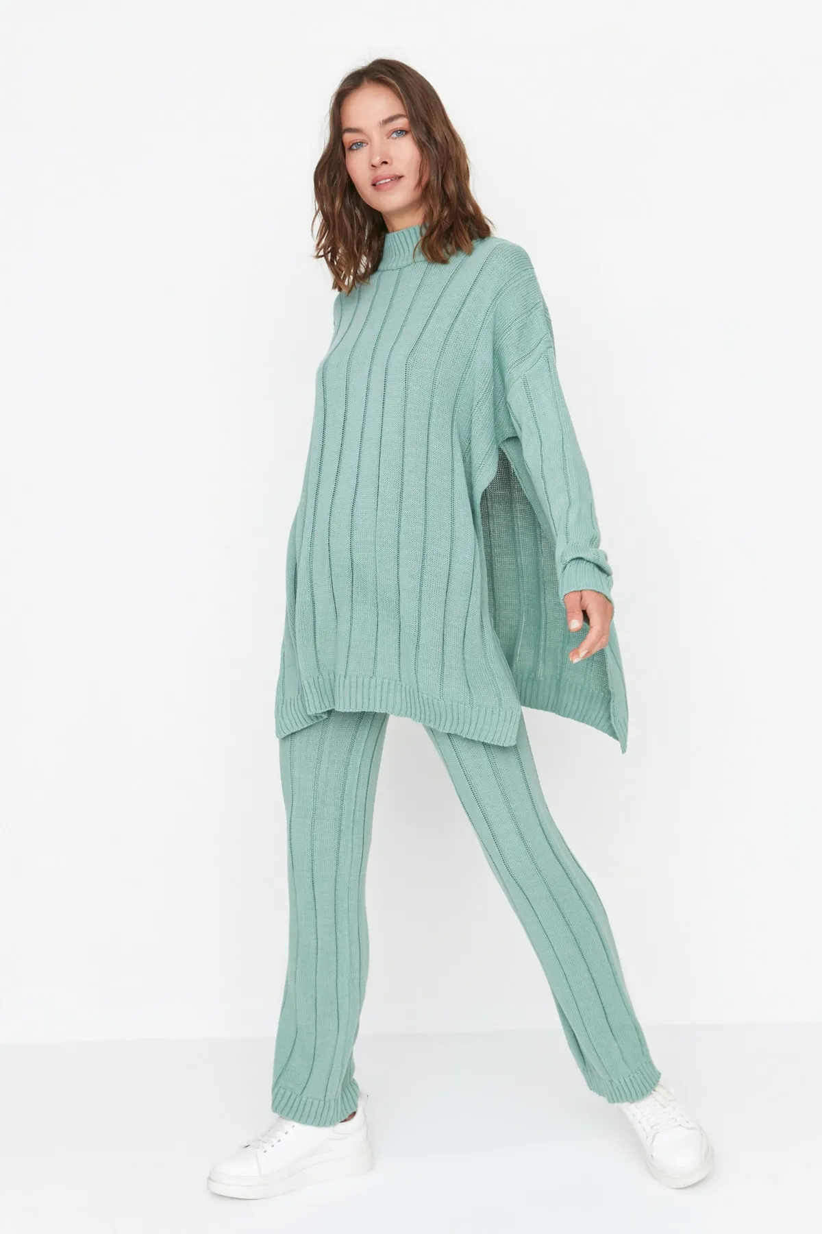 Trendyol Collection  Mintgrünes Strickoberteil und -unterteil-Set mit detailliertem Strickmuster TWOAW23AU00016