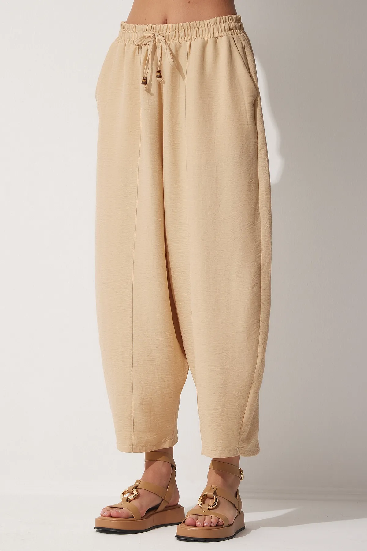Happiness İstanbul  Leuchtende cremefarbene Shalwar-Hose aus Leinen und Viskose für Damen CV00001