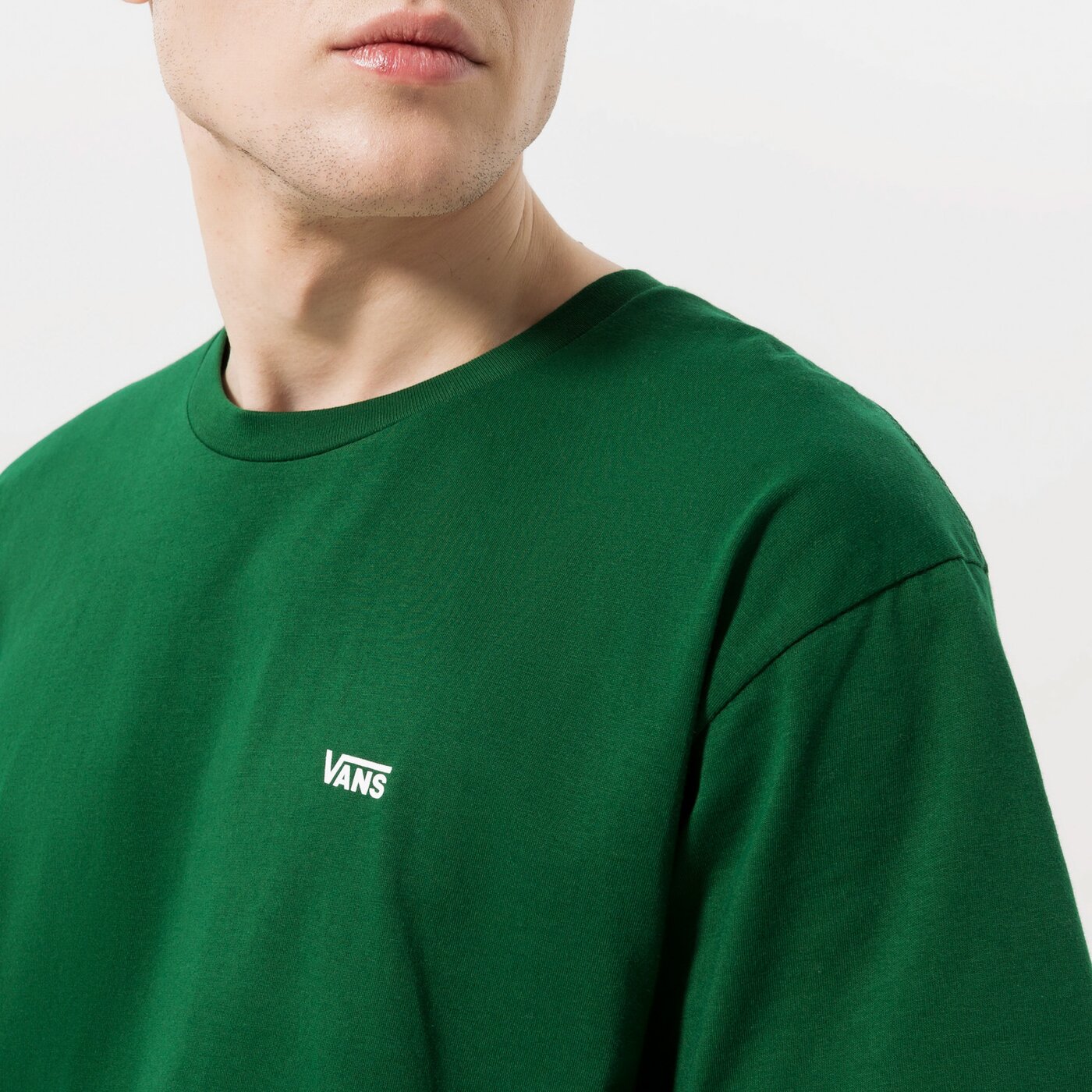 VANS T-SHIRT MN LEFT CHEST LOGO TEE EDEN-WHITE Grün