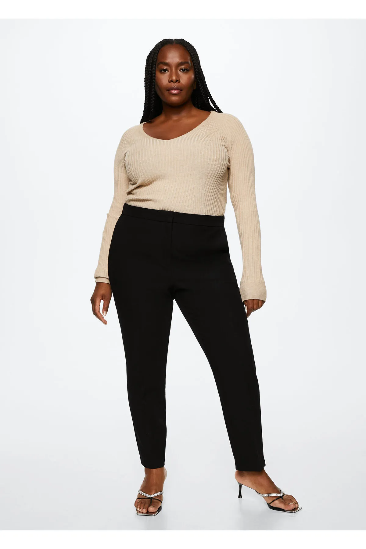 MANGO  Schwarze Damenhose 37074057