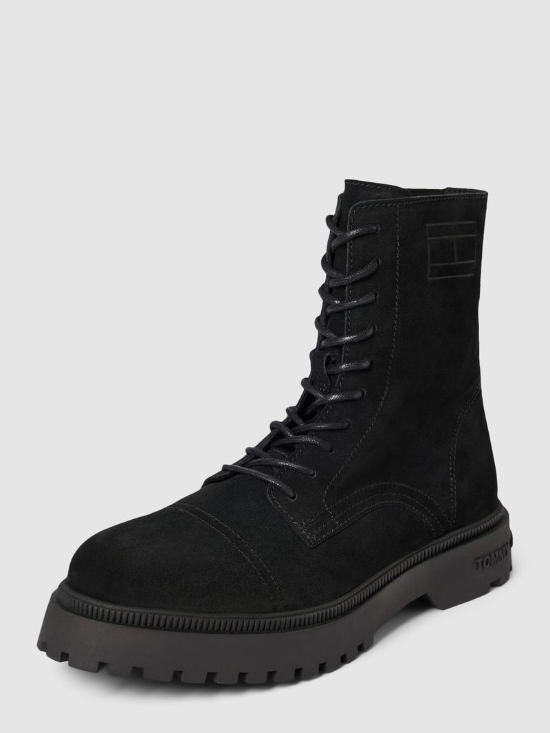 Boots mit Schnürverschluss in schwarz