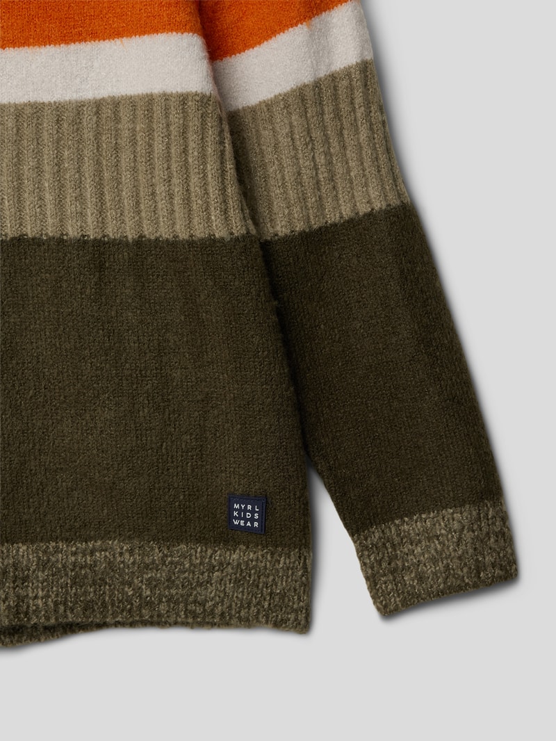 Strickpullover im Colour-Blocking-Design in olivgrün