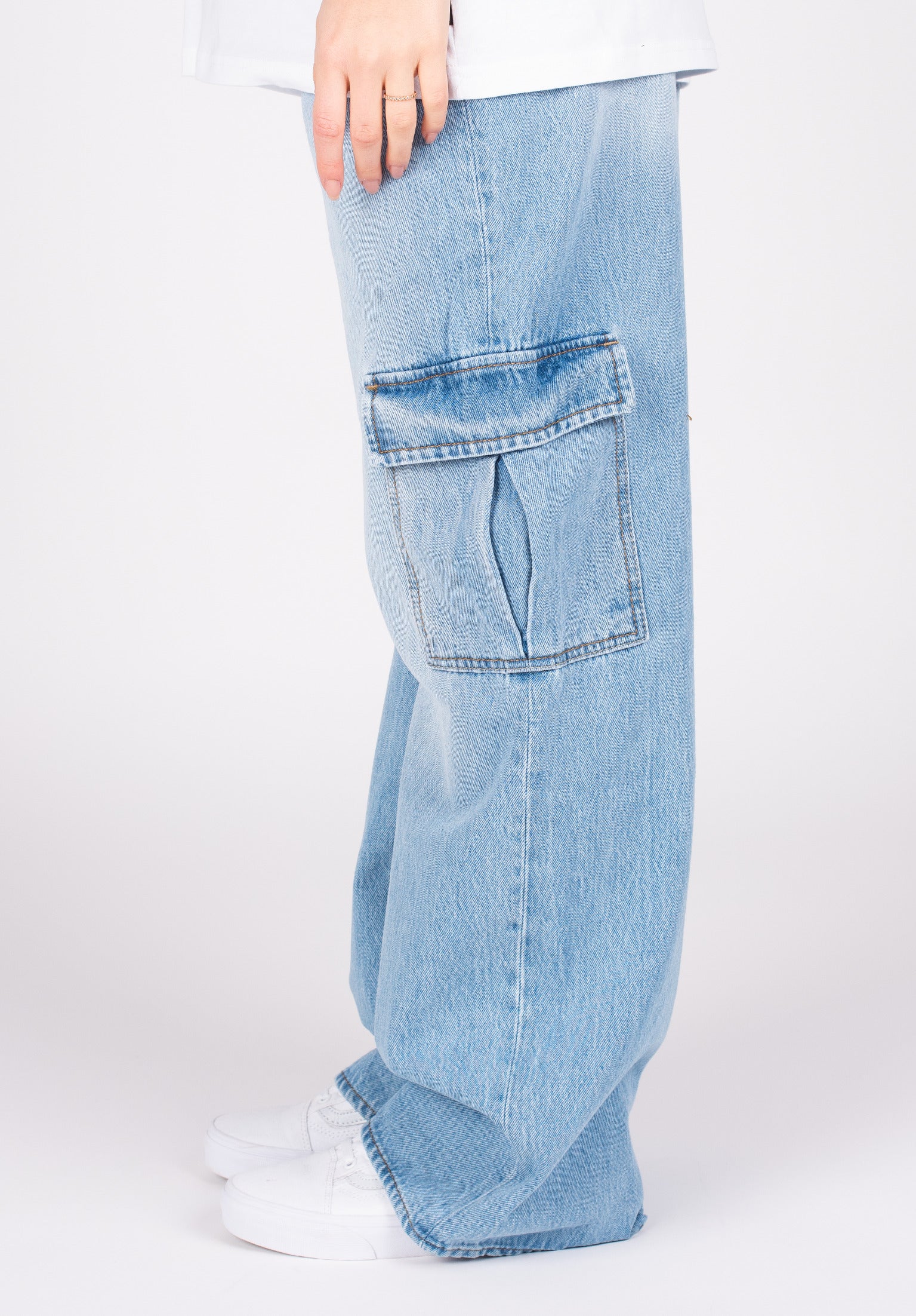 Women Mia Cargo