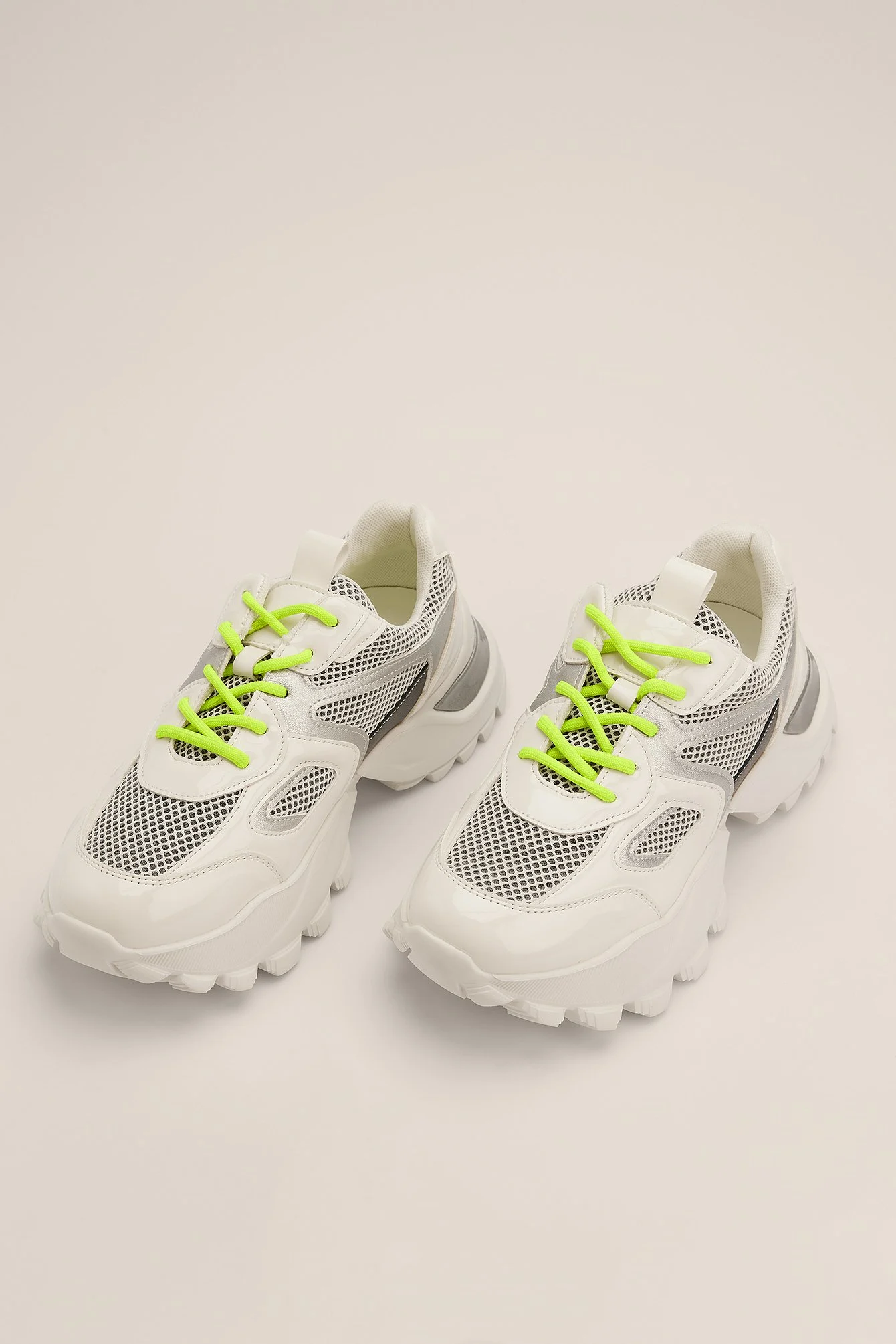 Colored Laces Big Mesh Trainers