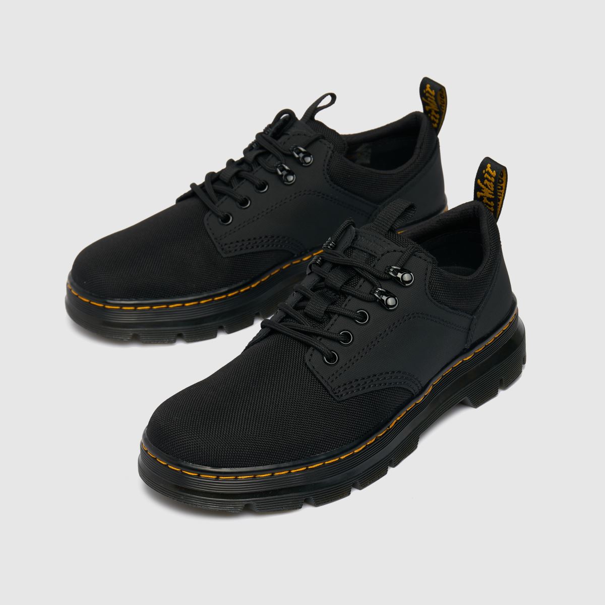 Dr Martens – Reeder-skor i svart