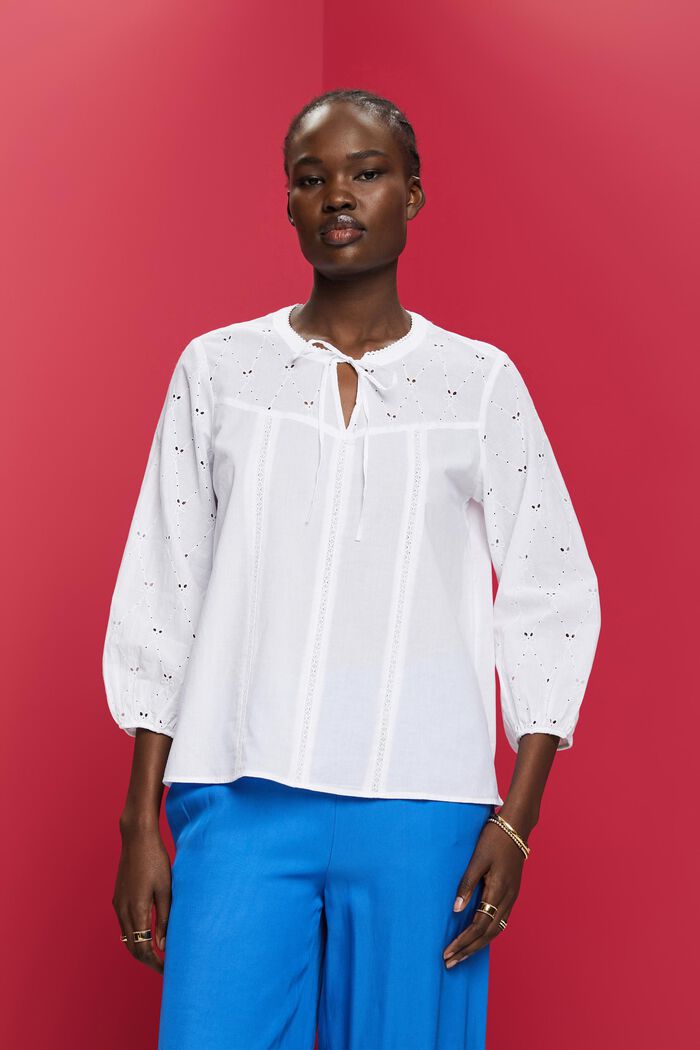 Bluse mit Stickerei, 100 % Baumwolle