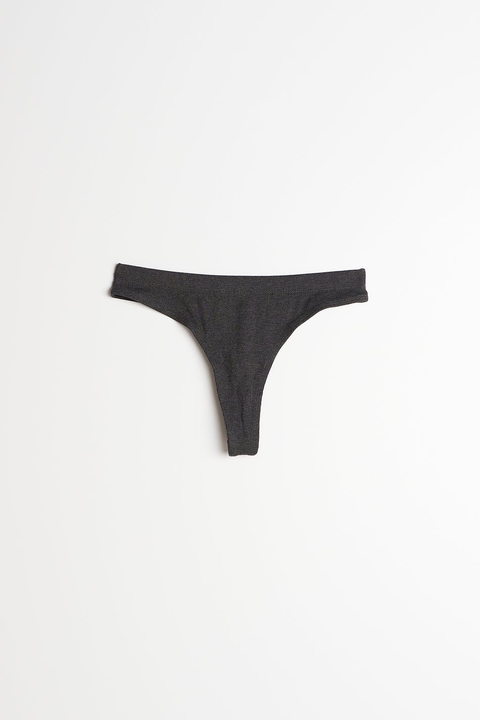 Linda cotton string