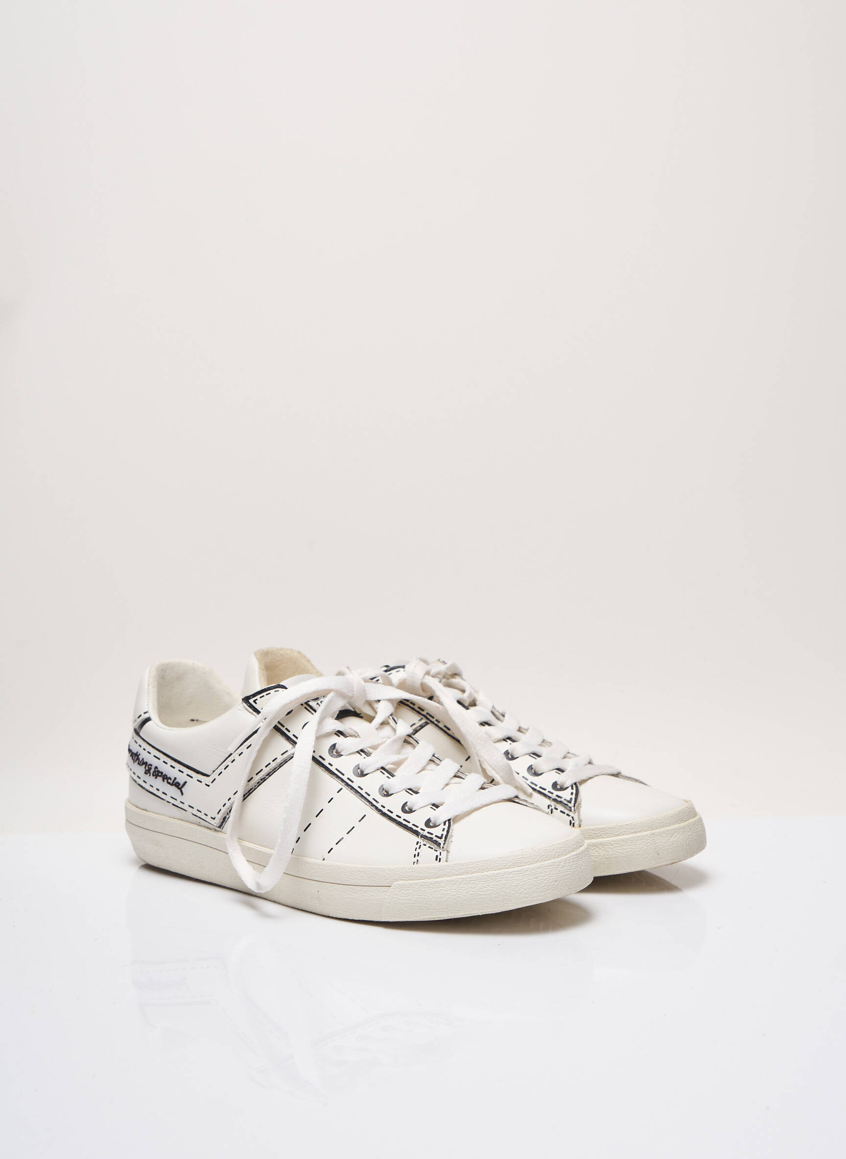 Pony Baskets Femme couleur blanc
