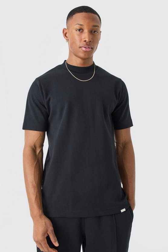 Slim-Fit Man T-Shirt
