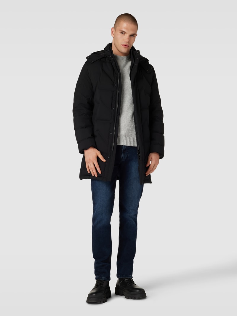 Steppjacke mit abnehmbarer Kapuze in schwarz