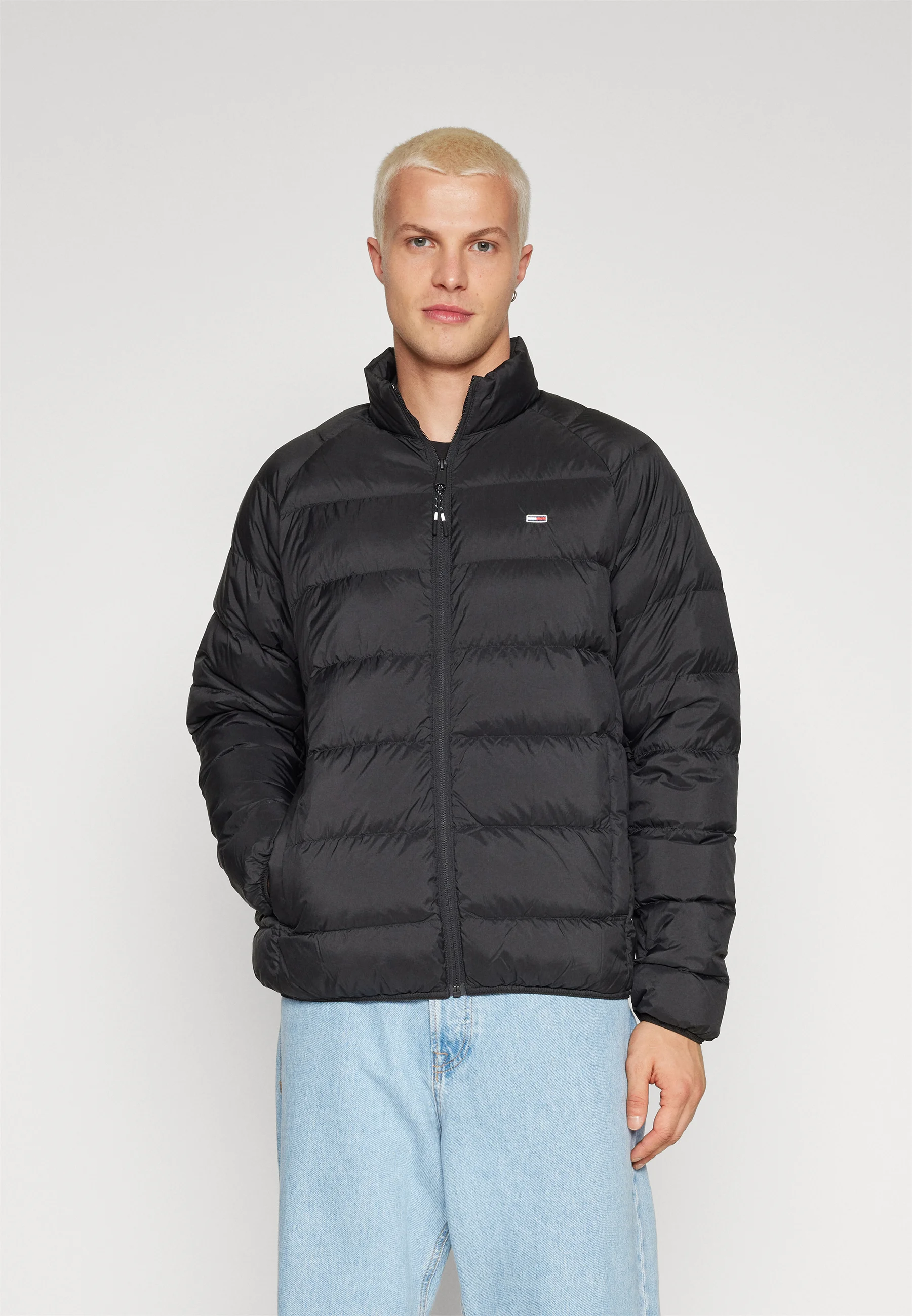 Chaqueta esencial Tommy Jeans - Chaqueta de plumas