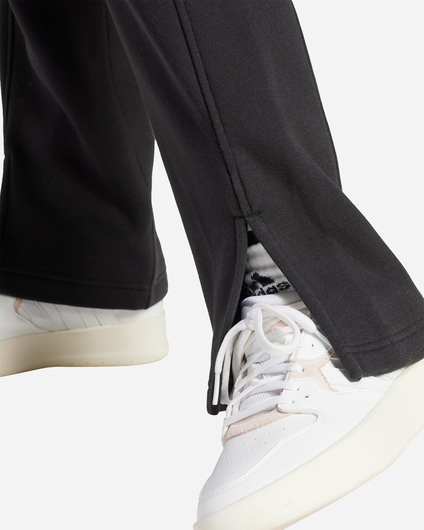 Spodnie Adidas Brand Love W IY1470