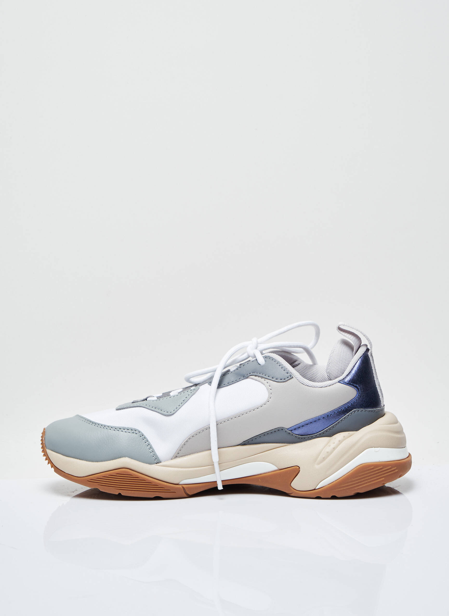 Puma Baskets Femme couleur gris
