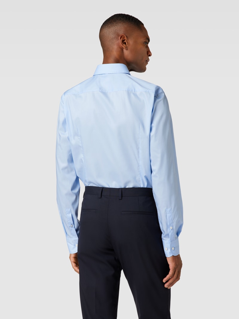 Slim Fit Business-Hemd mit Kentkragen Modell 'Hank Kent' in hellblau