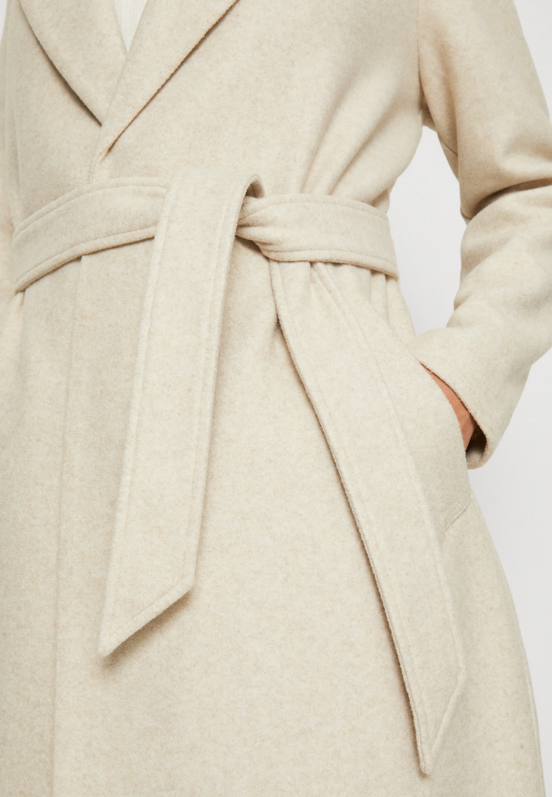 Vero Moda VMFORTUNEAYA SS23NOOS - Abrigo clásico