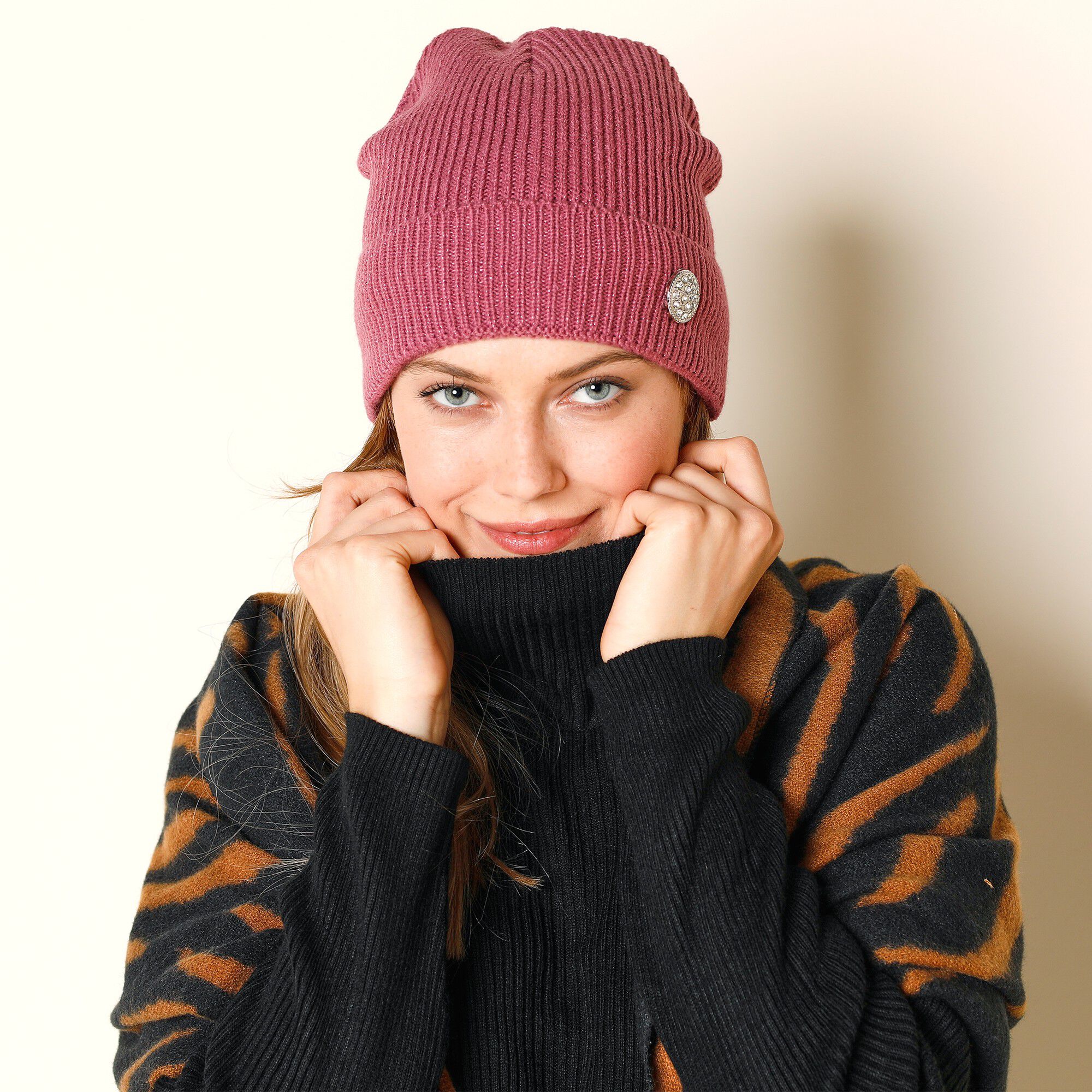 Bonnet bouton bijou