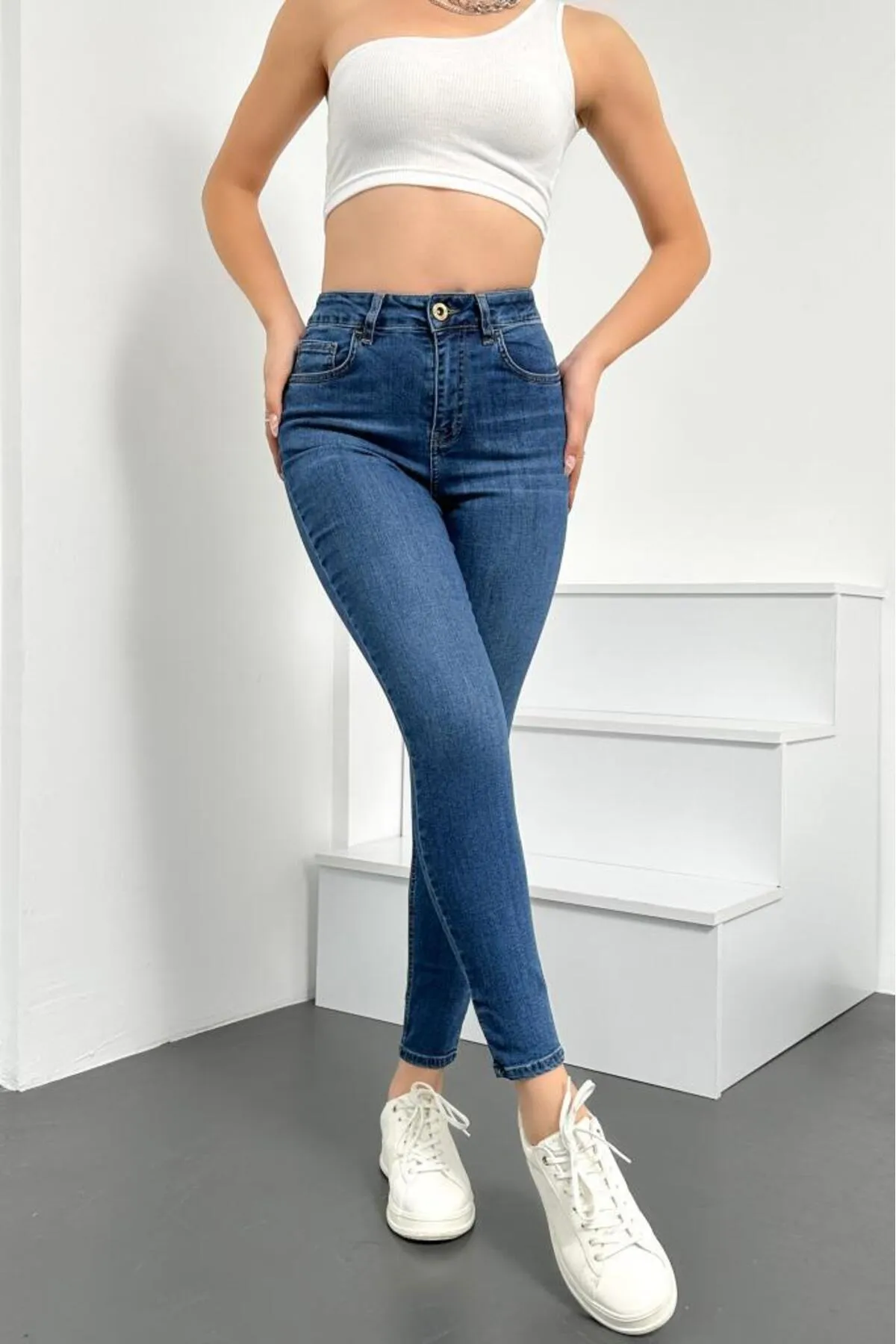 HLT JEANS  Hellblaue Super-Skinny-Fit-Jeanshose für Damen aus dehnbarem Lycra-Denim mit hoher Taille, Jennie-Hellblau
